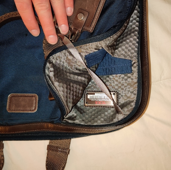 Tumi Aviano Briefcase Blue - Picture 2 of 9